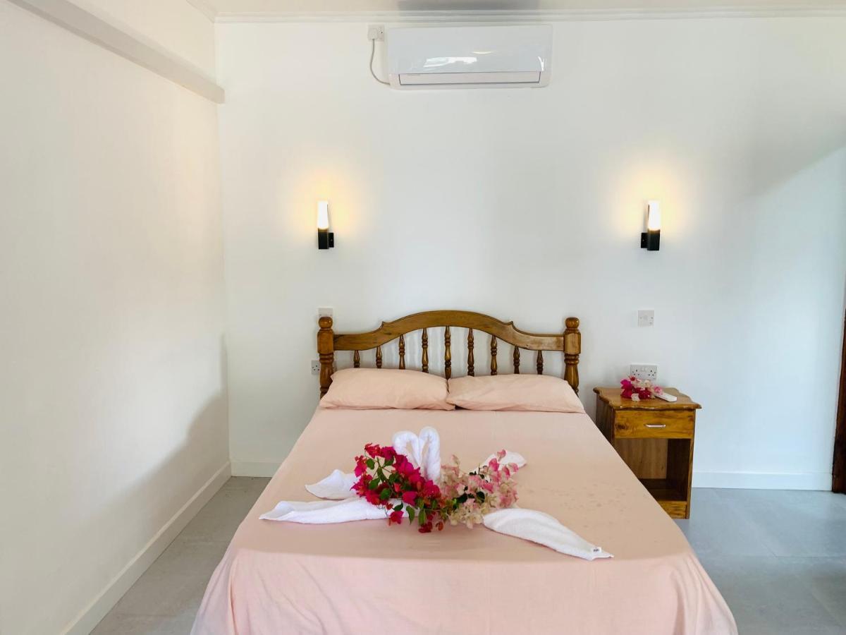 Horizon View Apartment Victoria Bagian luar foto